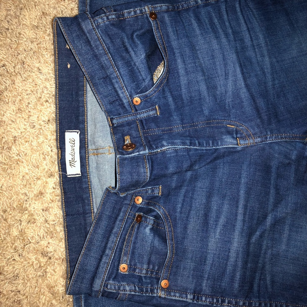 9” high Madewell Skinny Jeans (tall)